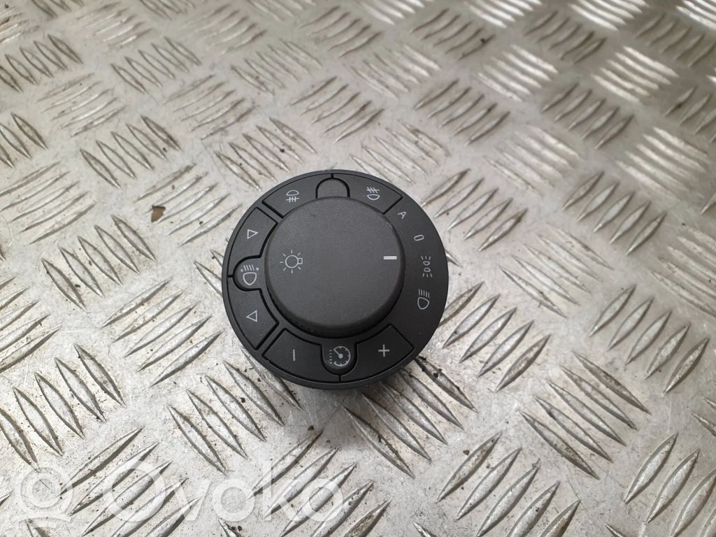 Opel Corsa D Light switch 