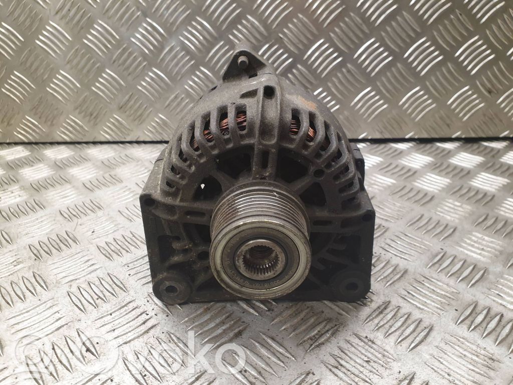 Nissan Note (E11) Generator/alternator 