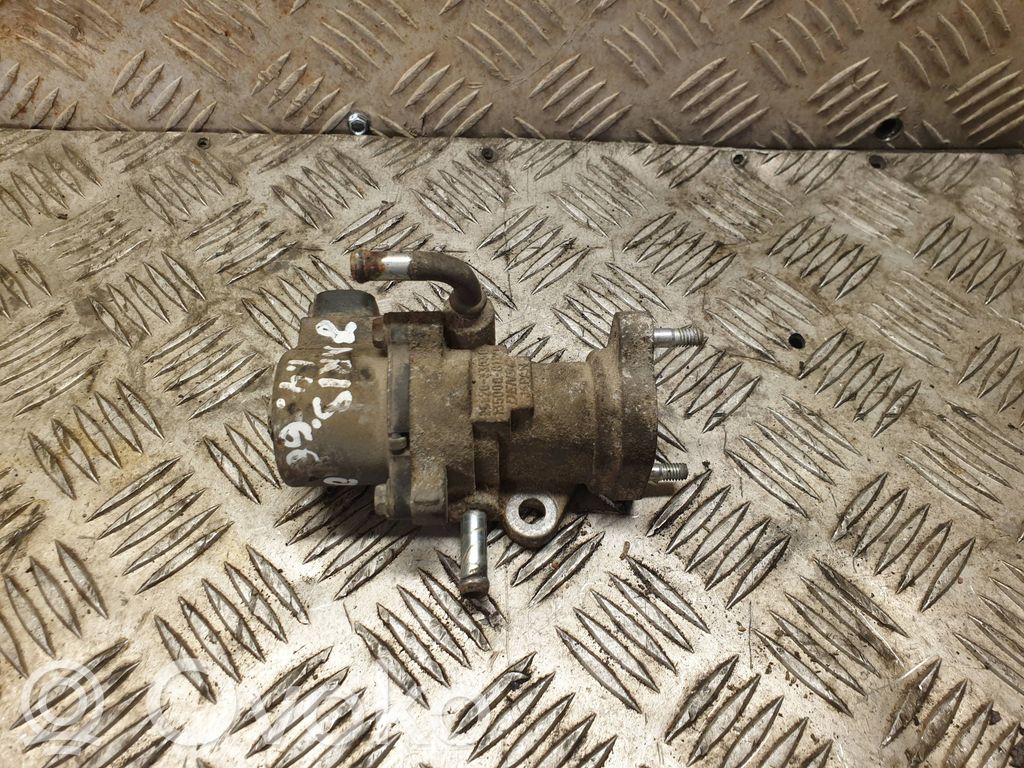 Toyota Yaris EGR valve 