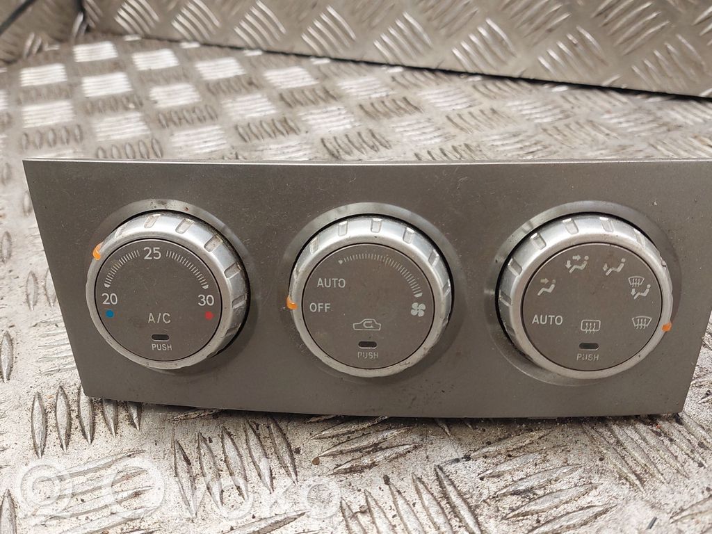 Subaru Forester SG Climate control unit 