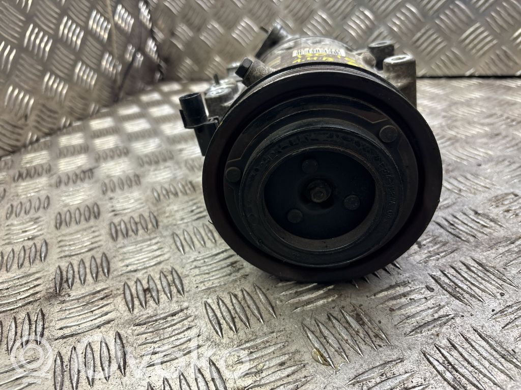 Hyundai i30 Air conditioning (A/C) compressor (pump) 