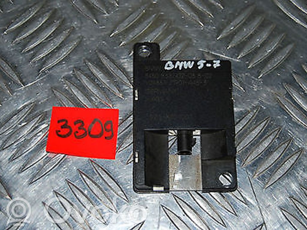 BMW 5 E39 Antenos stiprintuvas 