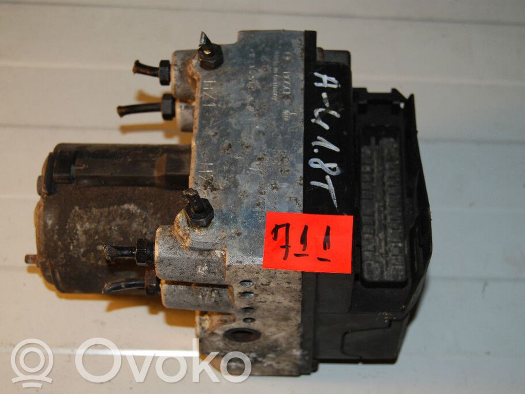 Audi A4 S4 B5 8D ABS Blokas 