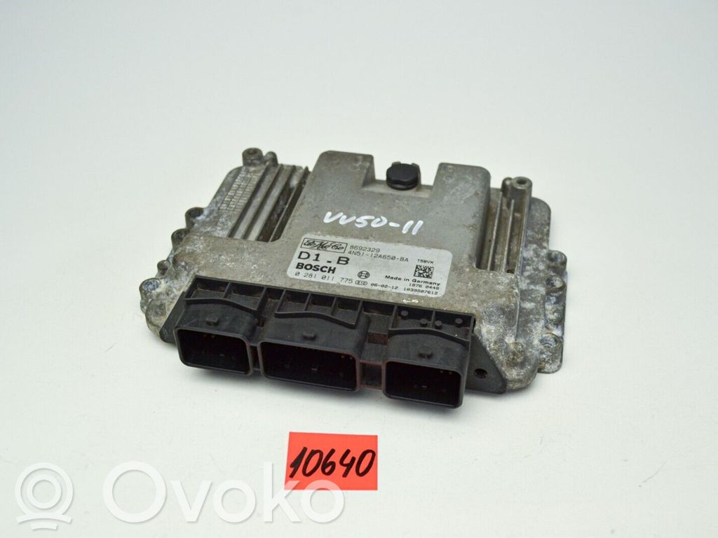 Volvo V50 Engine control unit/module 