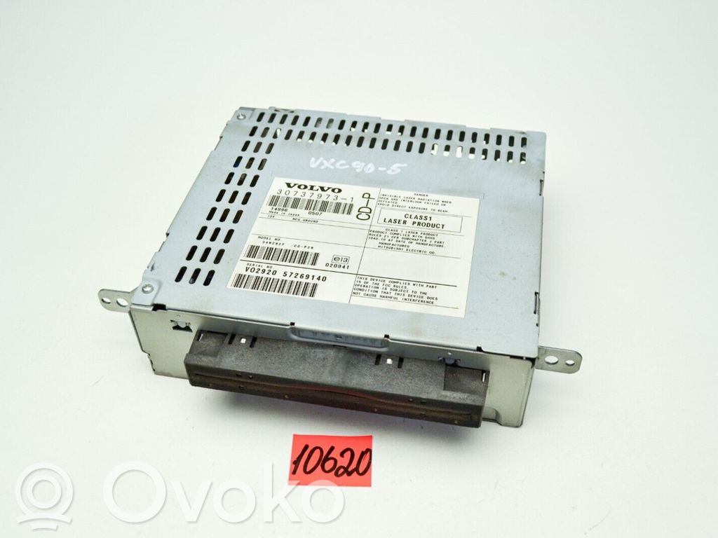 Volvo XC90 Radio/CD/DVD/GPS head unit 