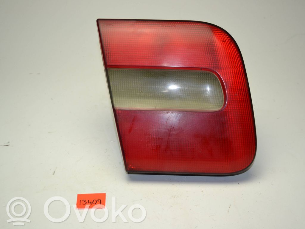 Volvo S70  V70  V70 XC Lampy tylnej klapy bagażnika 