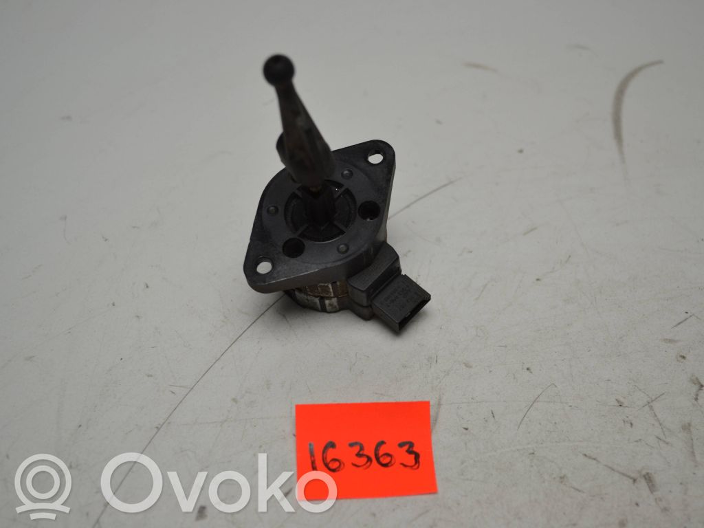 Audi A6 Allroad C5 Headlight level adjustment motor 