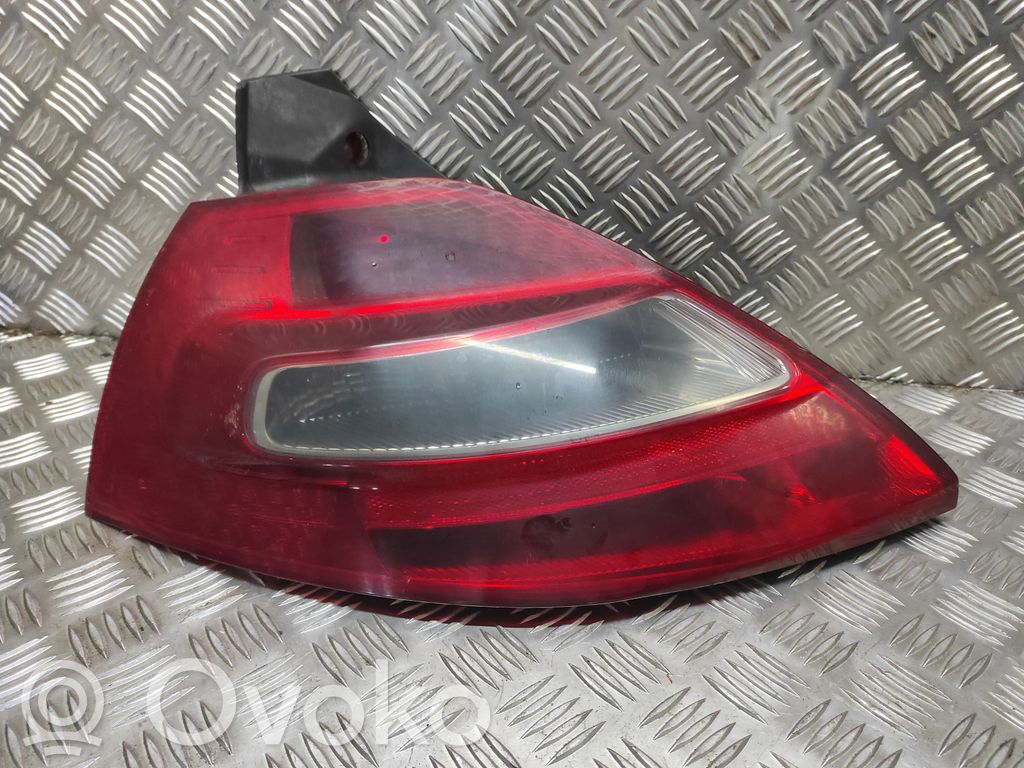 Renault Megane II Aizmugurējais lukturis virsbūvē 