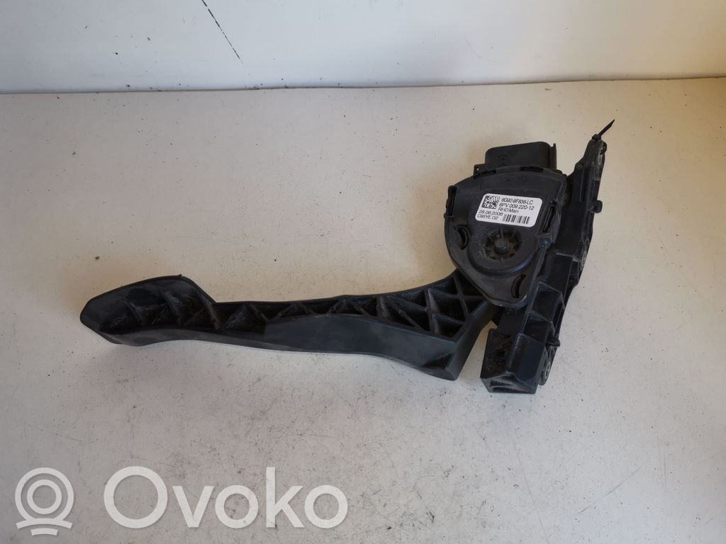 Gaspedal   6G929F836LC