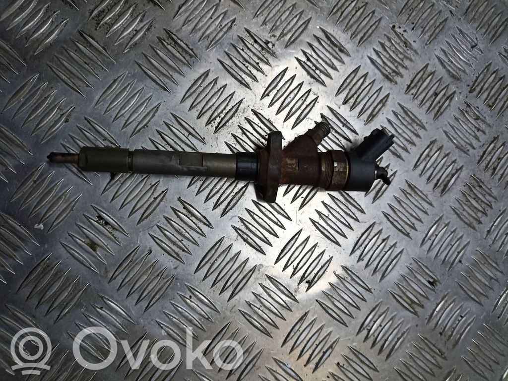 Peugeot 607 Fuel injector 