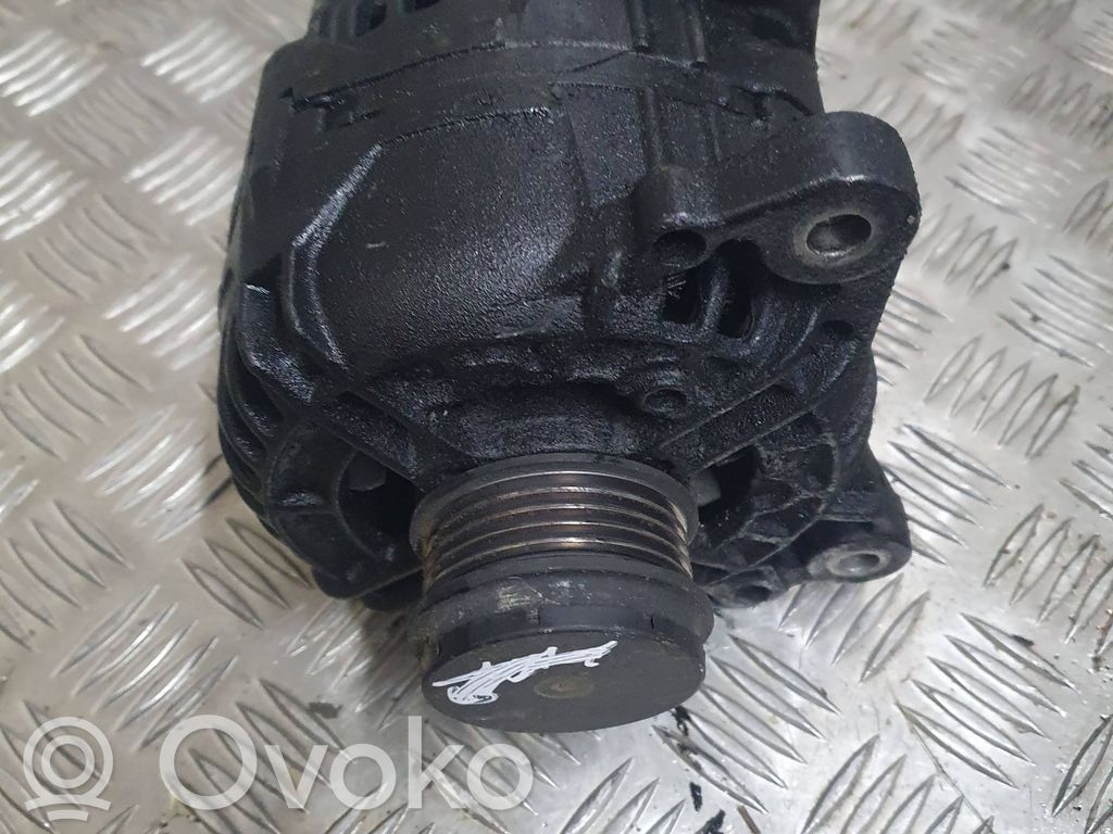 Volkswagen Golf IV Ģenerators 