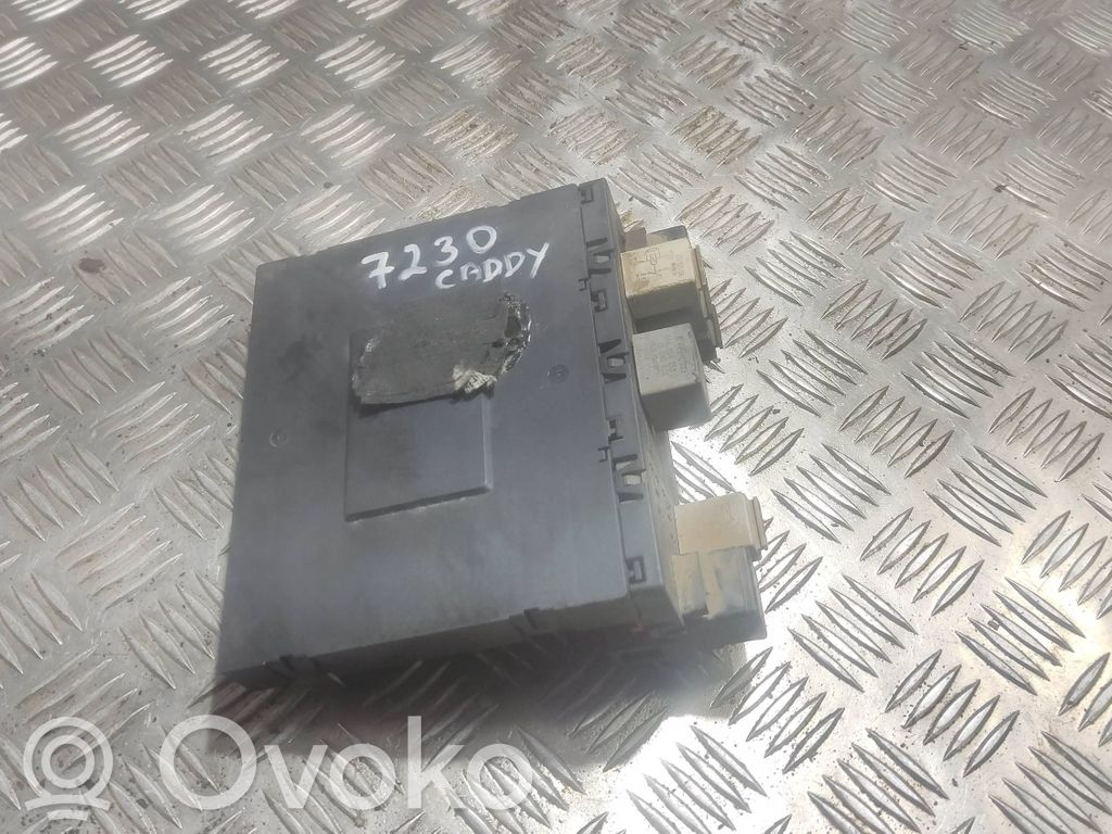 Volkswagen Caddy Módulo de fusible 