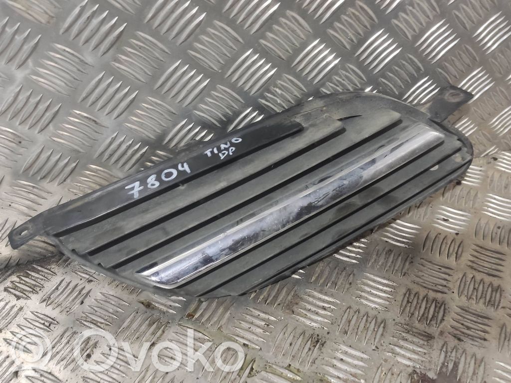 Nissan Almera Tino Front bumper upper radiator grill 