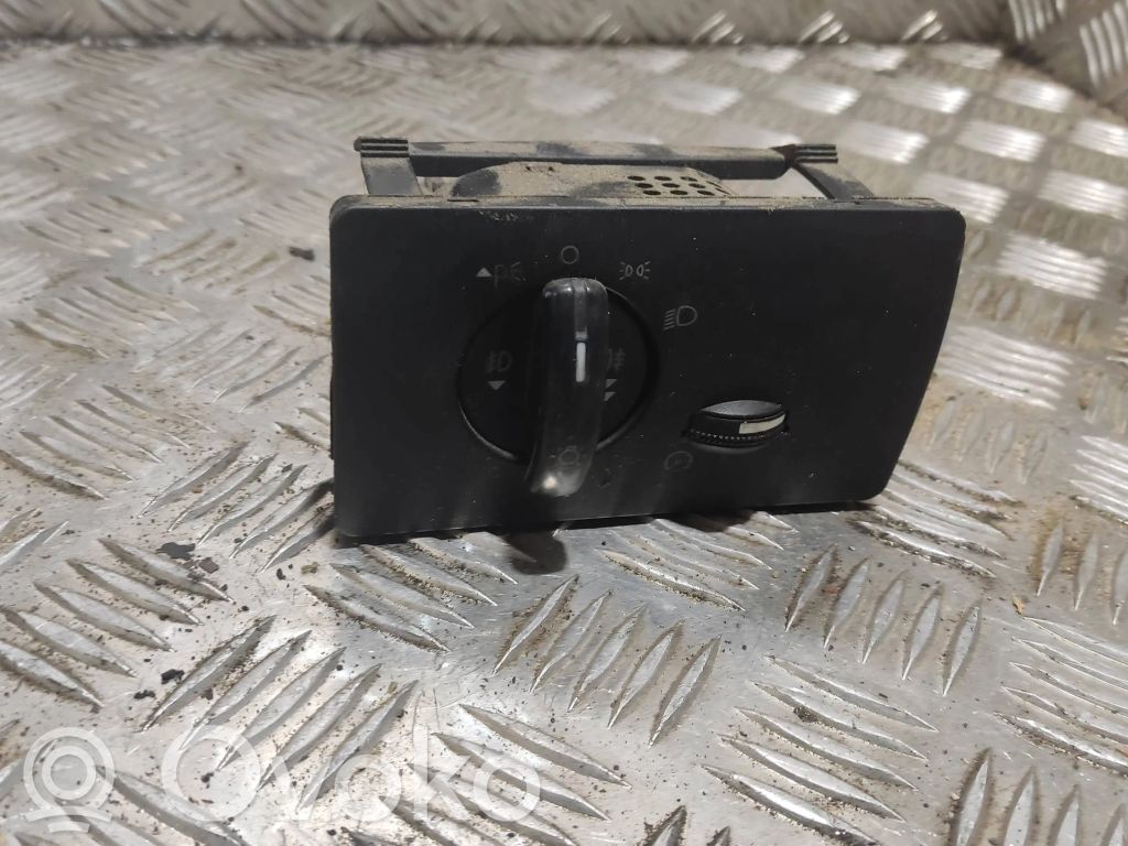 Ford Mondeo Mk III Light switch 