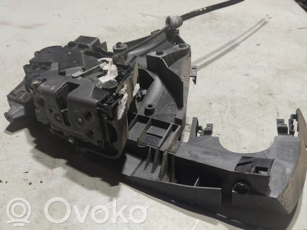 Volvo V50 Priekinė durų spyna 