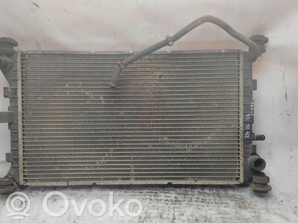 Ford Focus Coolant radiator 