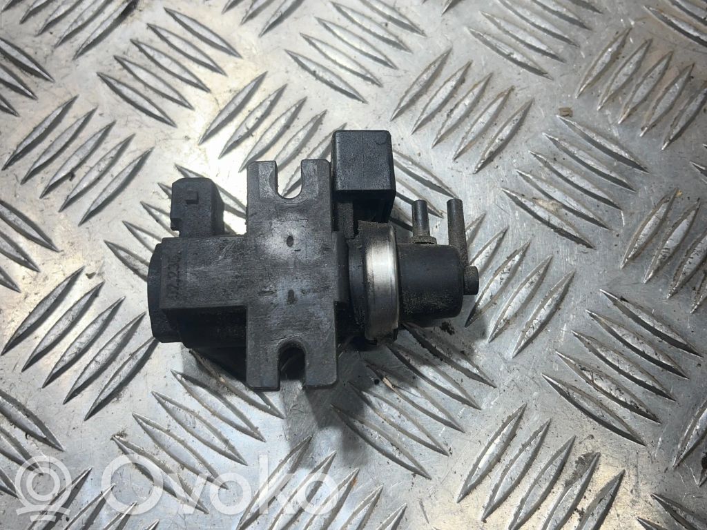 Electroválvula del turbo   2247906