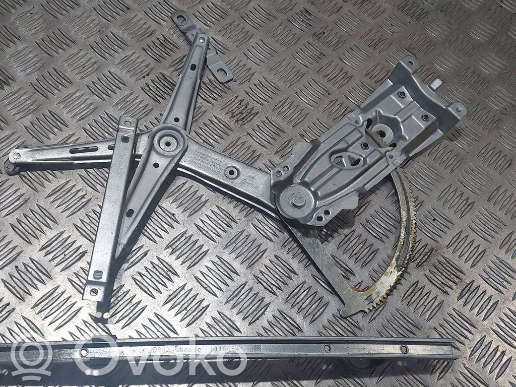 Opel Astra H Mechanizm podnoszenia szyby przedniej bez silnika 