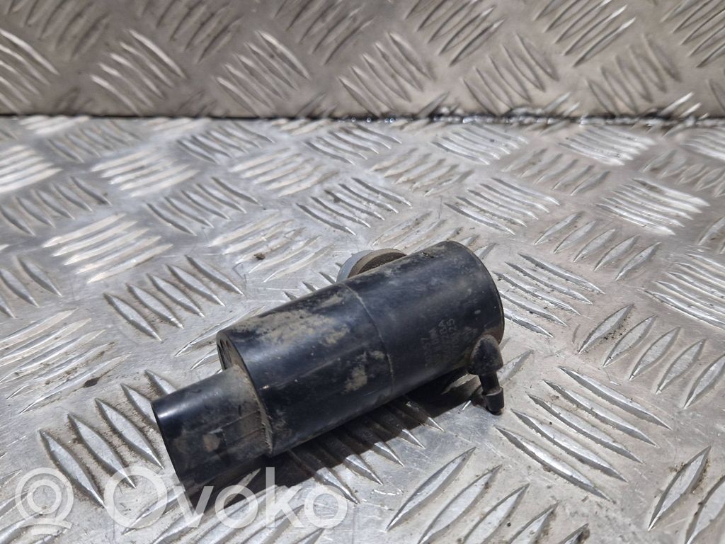 Toyota Yaris Windscreen/windshield washer pump 