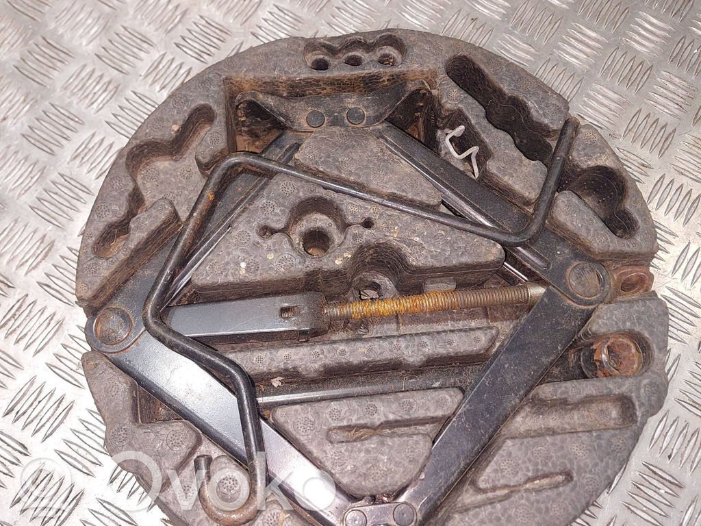 Opel Astra H Įrankių komplektas 