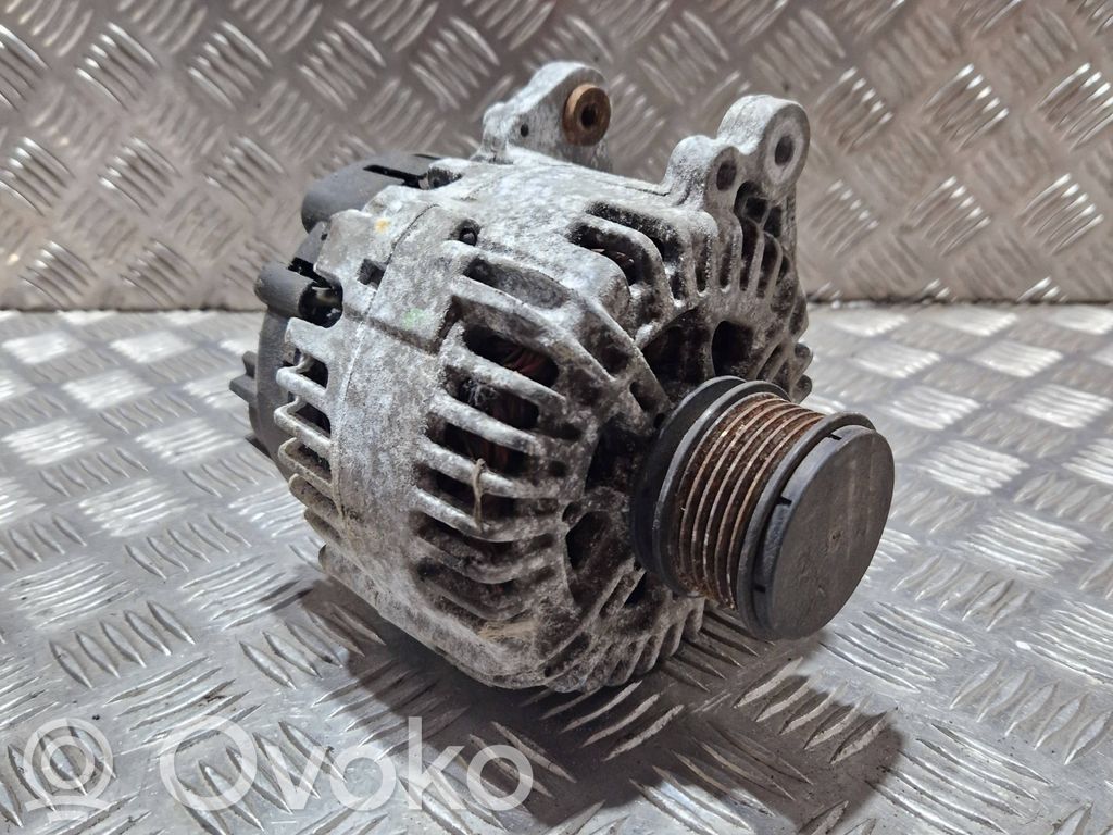 Audi A4 S4 B7 8E 8H Generator/alternator 