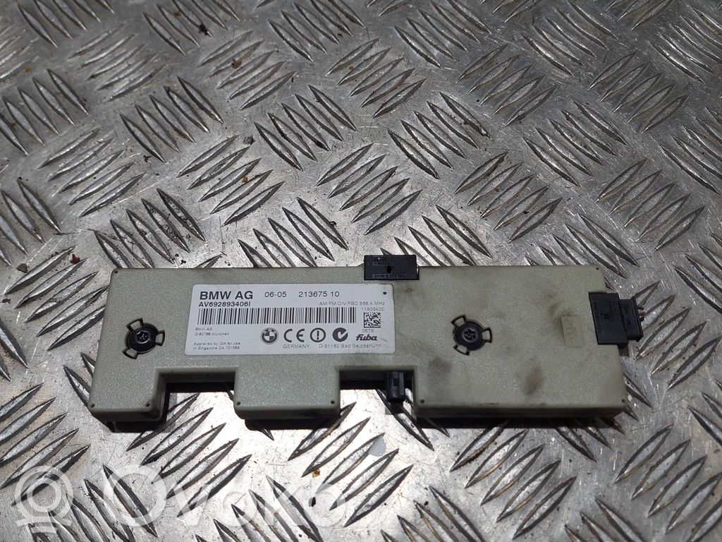 Amplificateur d'antenne   21367510,11803400,6928934