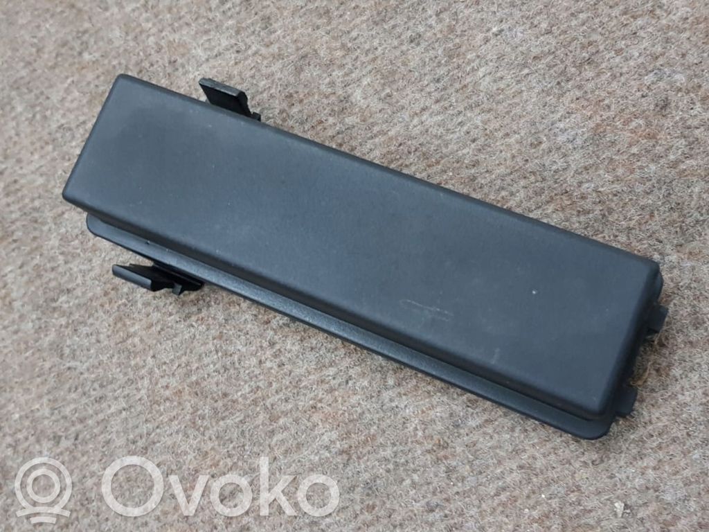 Saab 9-3 Ver2 Tapa de caja de fusibles 
