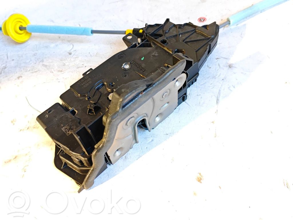 BMW 3 G20 G21 Zamek drzwi tylnych 