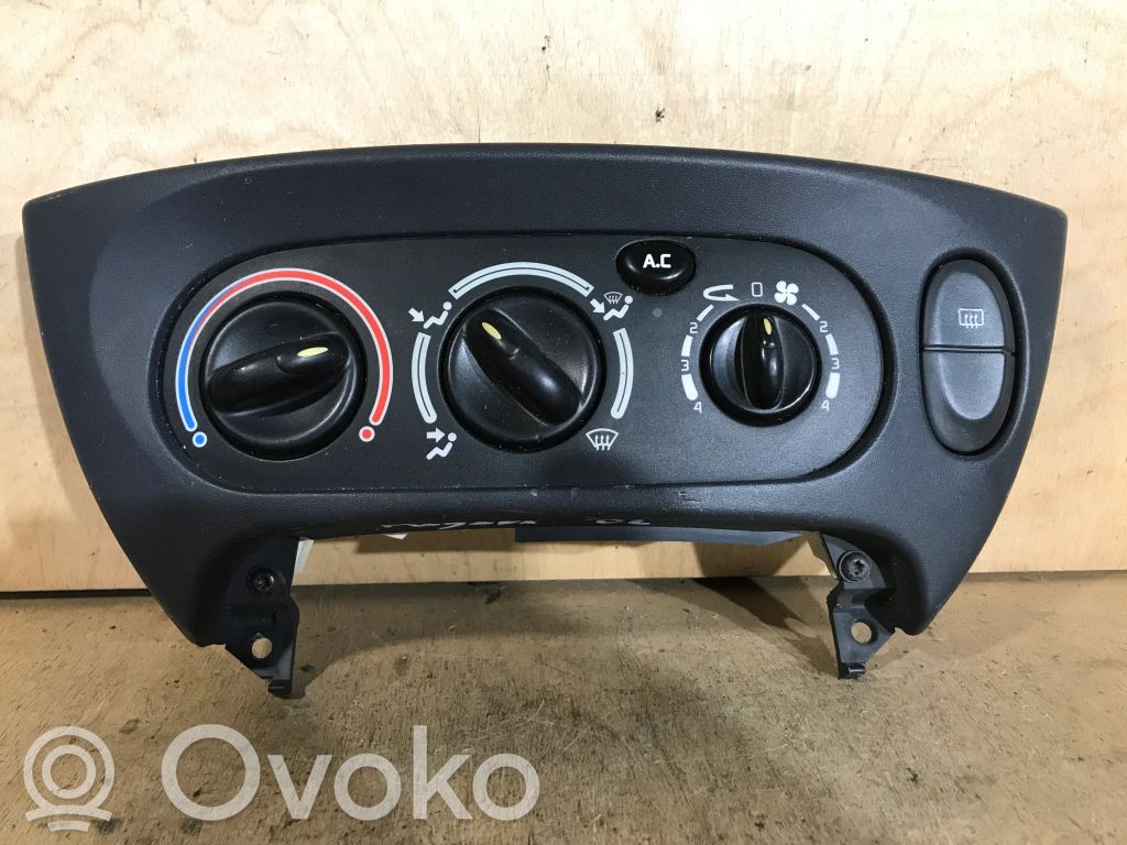 Renault Megane I Climate control unit 