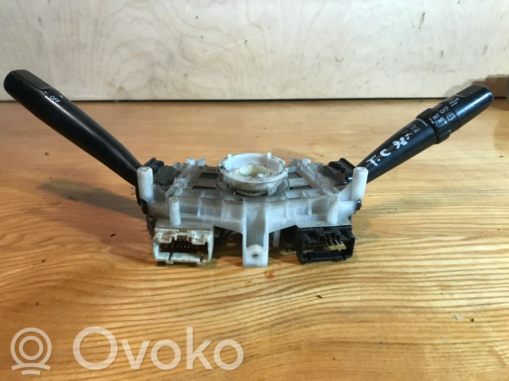 Toyota Corolla E110 Commodo, commande essuie-glace/phare 