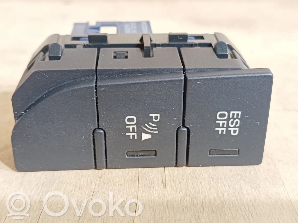 Citroen C5 ESP (stability program) switch 