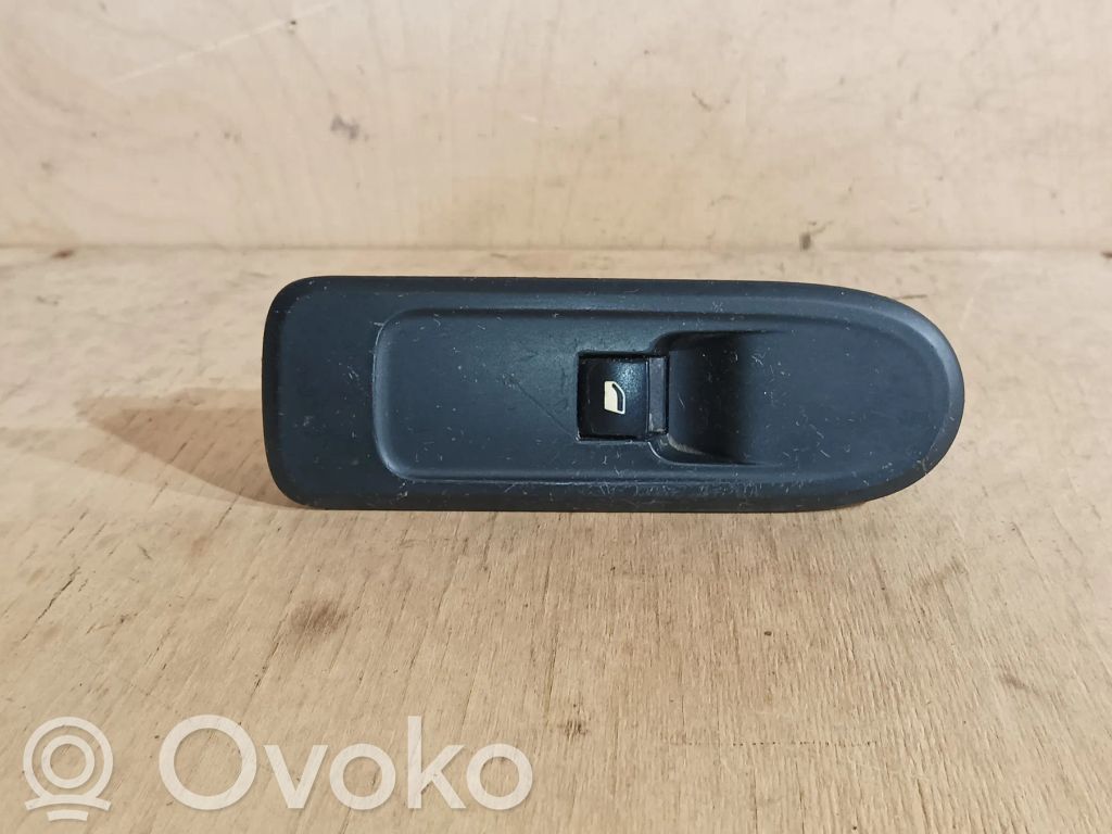 Electric window control switch   96661102XT,53269815,11688,42358