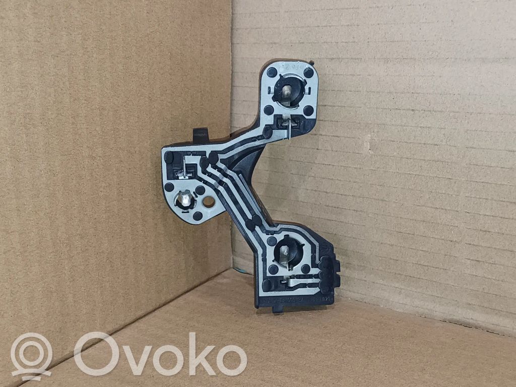 Citroen C5 Aizmugures spuldzes vāka turētājs 
