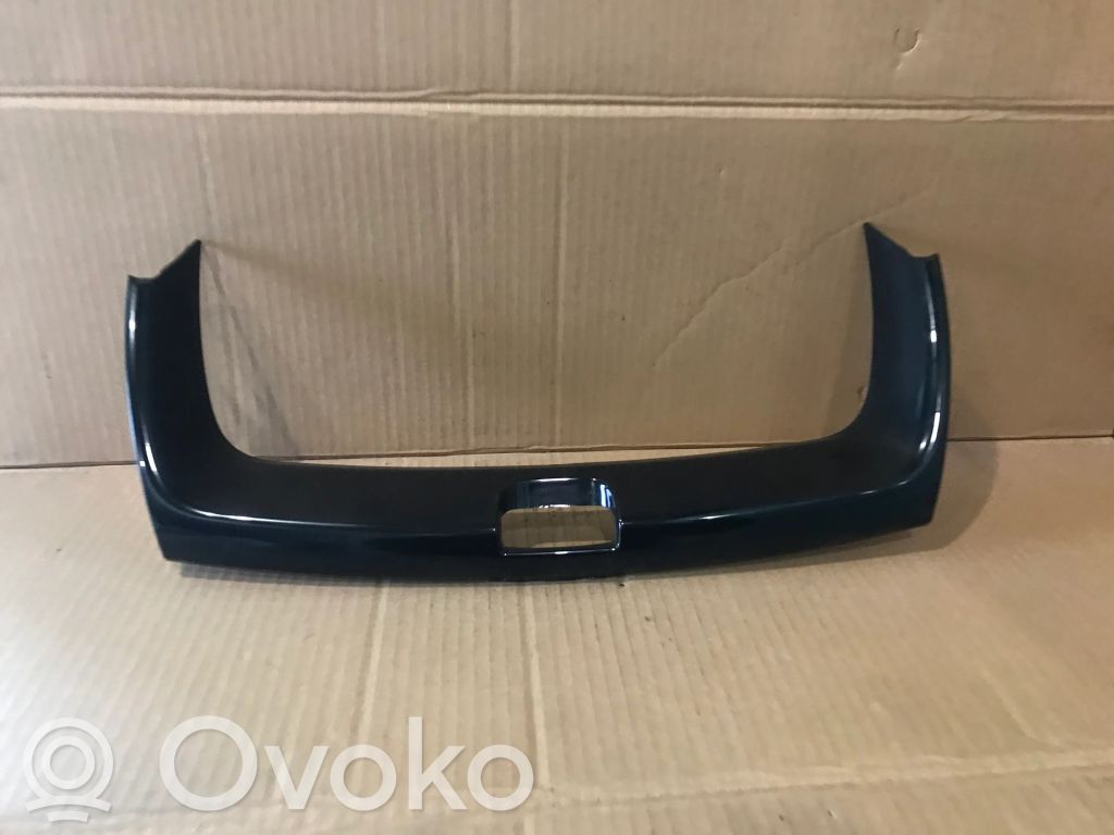 Citroen C4 Grand Picasso Radio/GPS head unit trim 