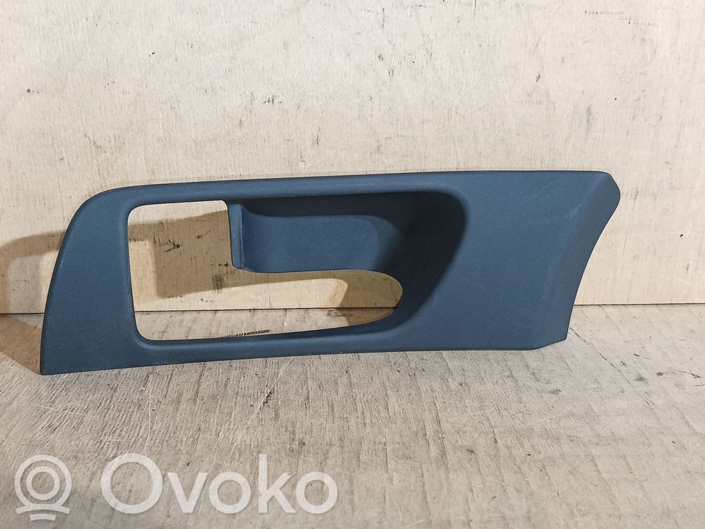 Toyota Avensis T250 Front door interior handle 