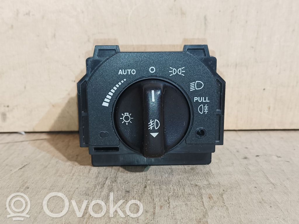 Jaguar S-Type Light switch 