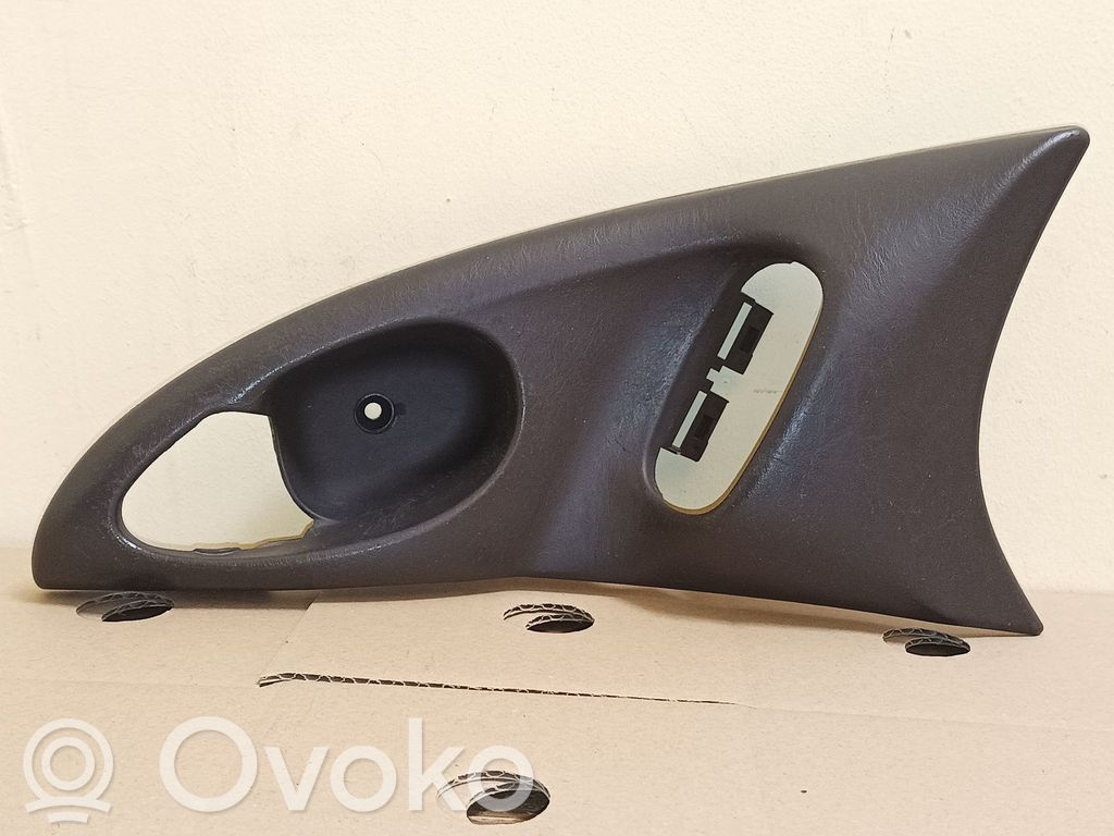 Ford Focus Other front door trim element 