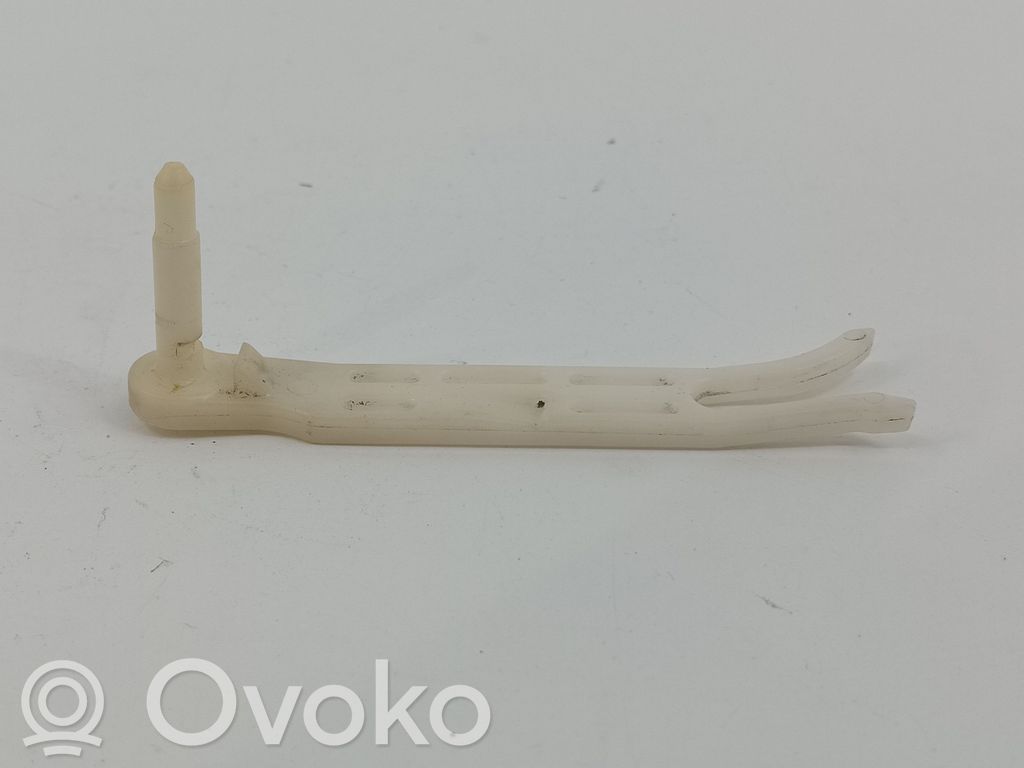 Toyota Avensis T250 Rear door exterior handle 