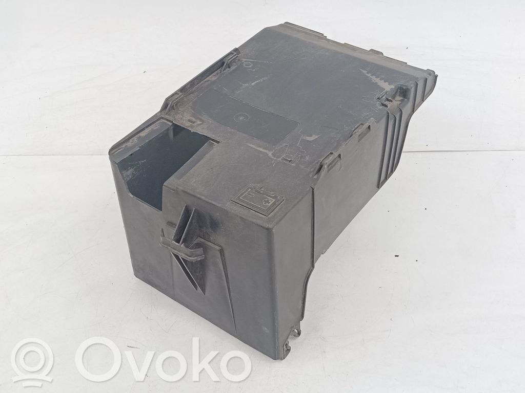 Citroen DS3 Dangtis akumuliatoriaus dėžės 
