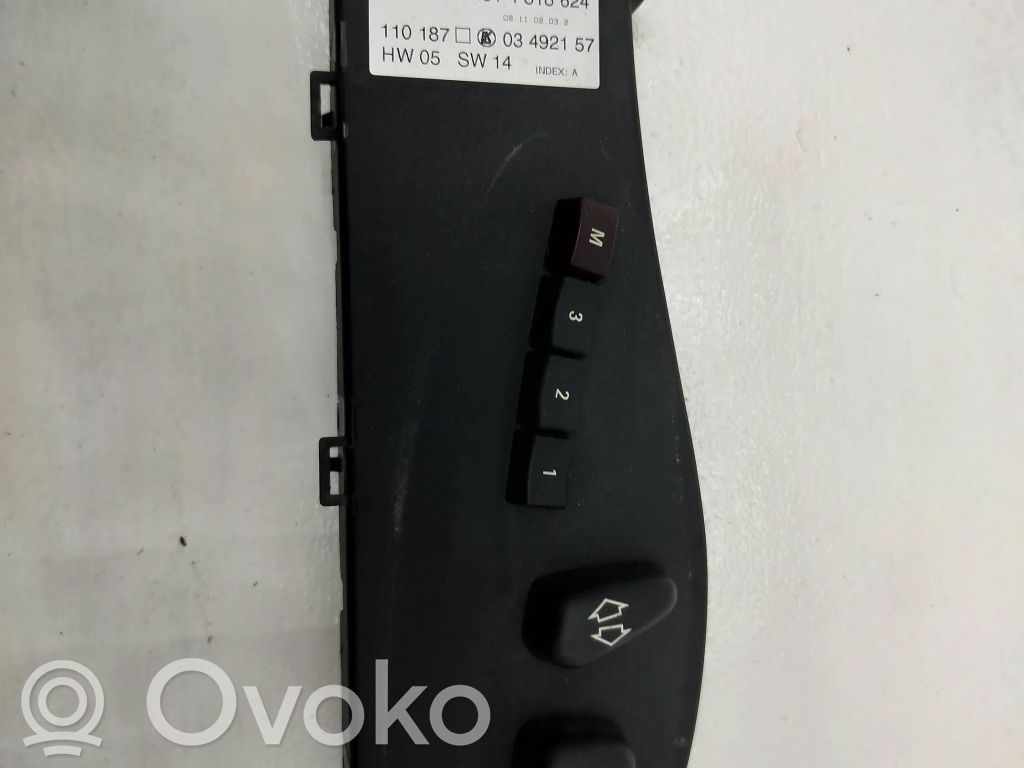 Interruptor de control del asiento   61314318624,110187,03492157,7L47