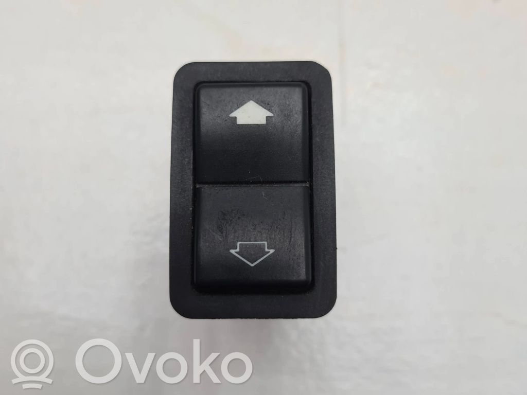 BMW 7 E38 Electric window control switch 
