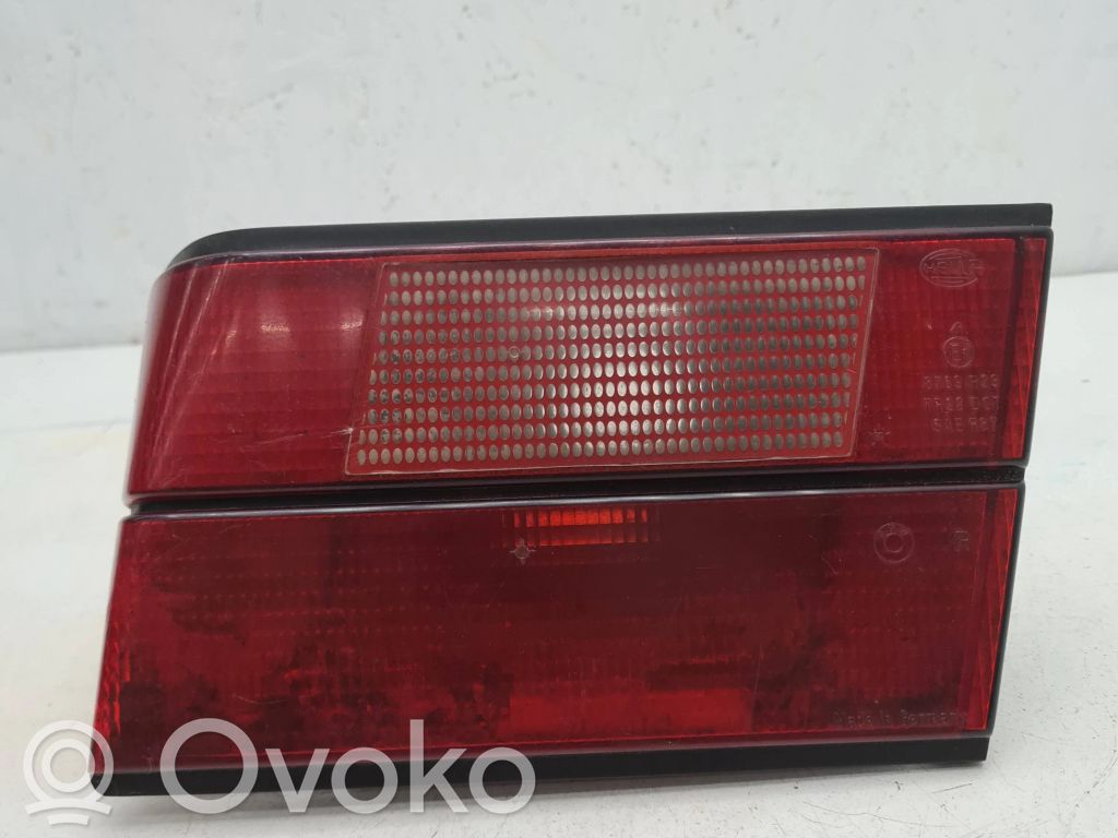 BMW 5 E34 Aizmugurējais lukturis pārsegā 