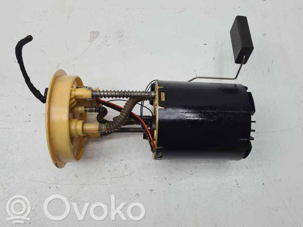 Volvo V70 Bomba interna de combustible 