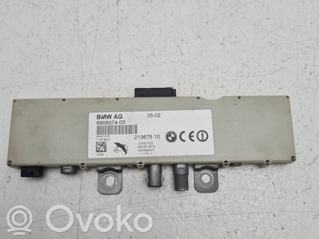 BMW 3 E46 Amplificator antenă aeriană 
