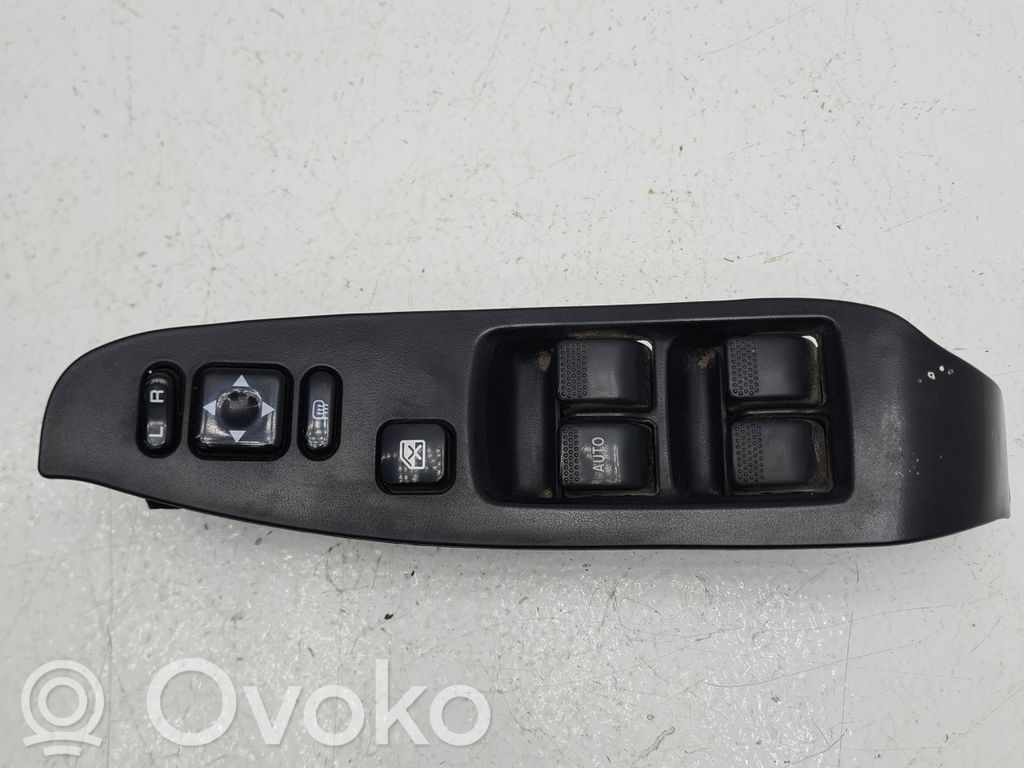 Subaru Outback Przyciski szyb 