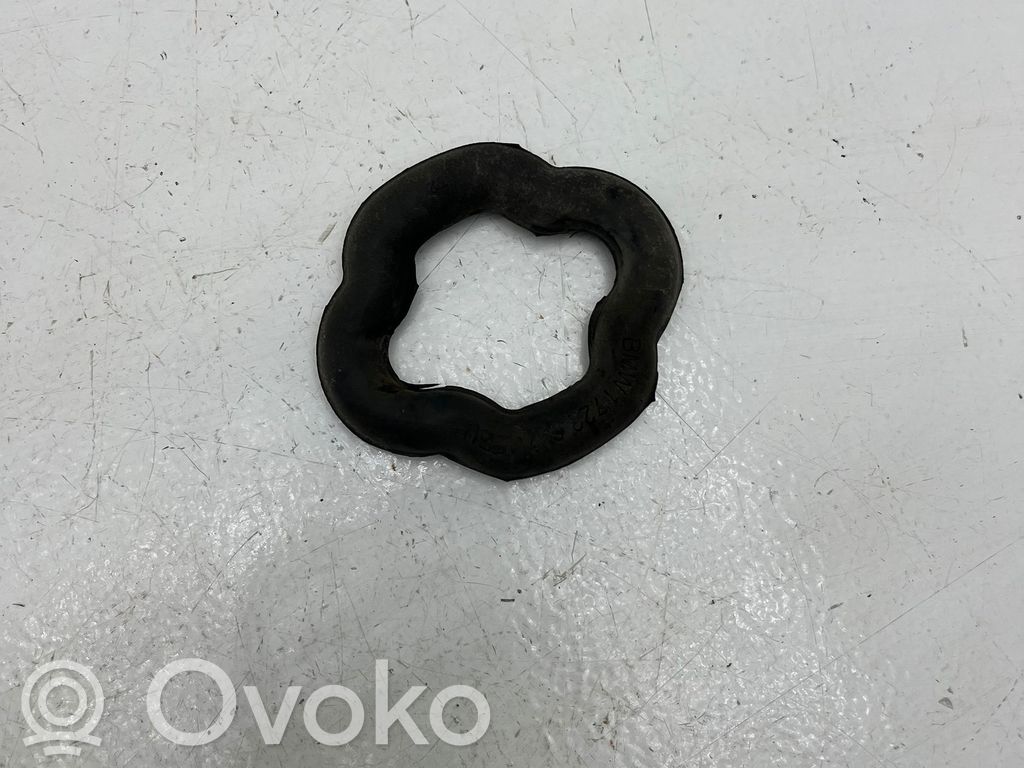 BMW 3 E36 Muffler mount bracket/holder 