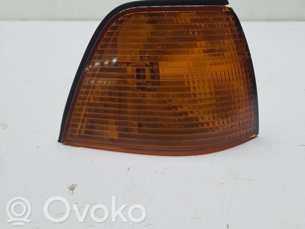 Front indicator light   1387044