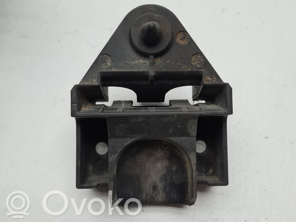 BMW 3 E36 Radiator mount bracket 