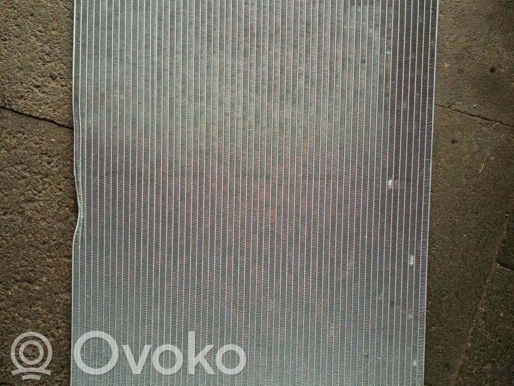 BMW X5 E70 Coolant radiator 