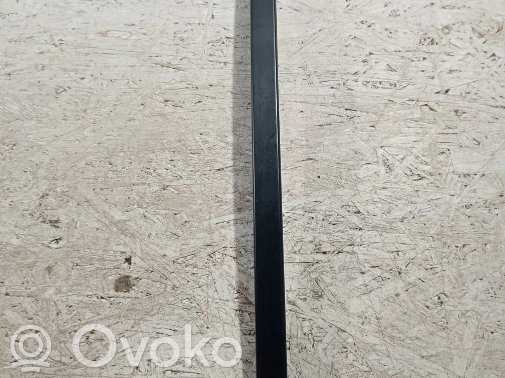 BMW 3 F30 F35 F31 Inne elementy wykończeniowe drzwi tylnych 